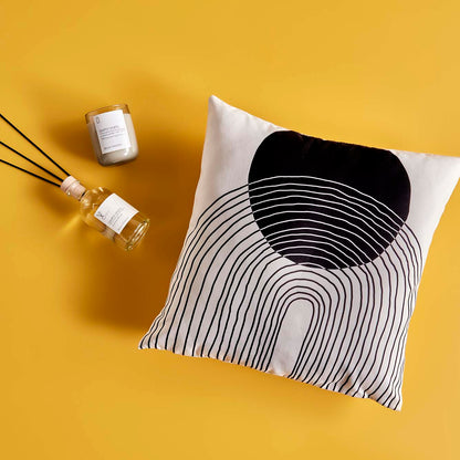 Graphic Line Kırlent Kılıfı (43x43 cm)