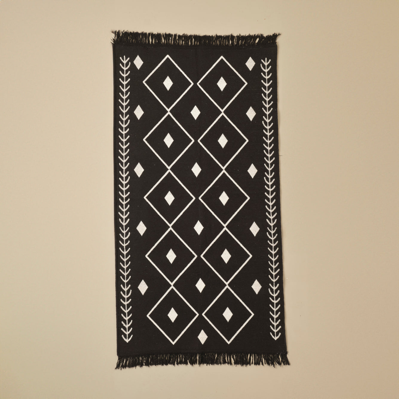 Jolly Kilim Siyah (80x150 cm)