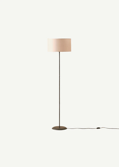 Venus Lambader Pudra (38x38x143 cm)