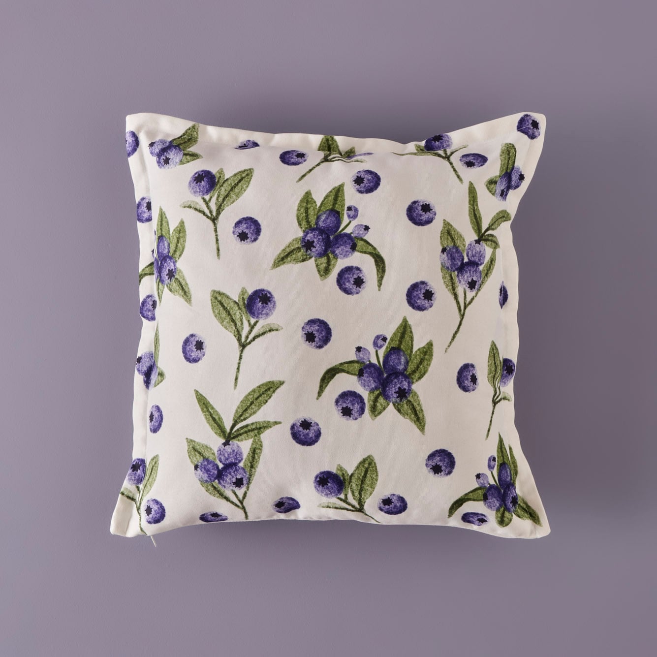 Blueberry Volanlı Kırlent Kılıfı Mor (45x45 cm)