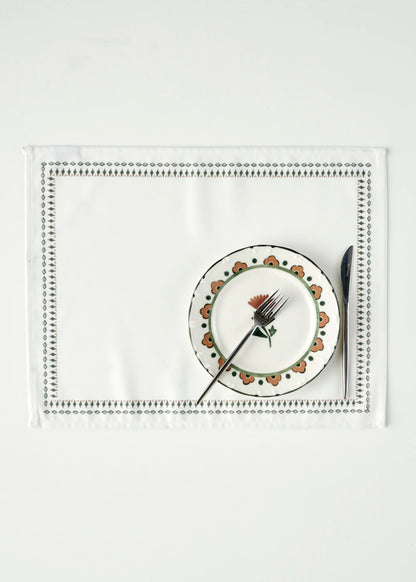 Tulip Pamuklu Amerikan Servis Beyaz-Yeşil (35x45 cm)