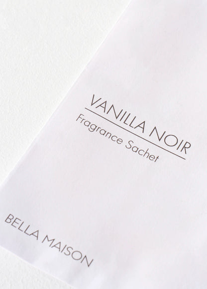 Vanilla Noir 4'lü Koku Kesesi Beyaz (25 gr)