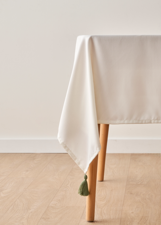 Basic Masa Örtüsü Beyaz (150x250 cm)