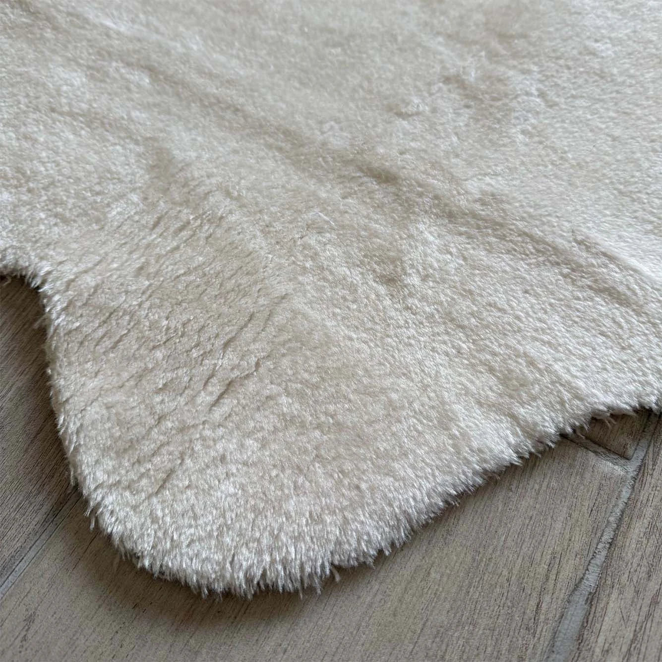 İPTAL Cozy Peluş Halı Gri (70x100 cm) - 100x140 cm - KREM - 2