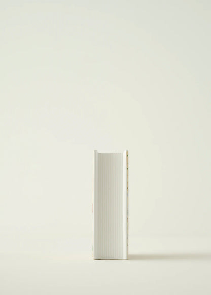 Book Seramik Vazo Krem (14x7x20 cm)