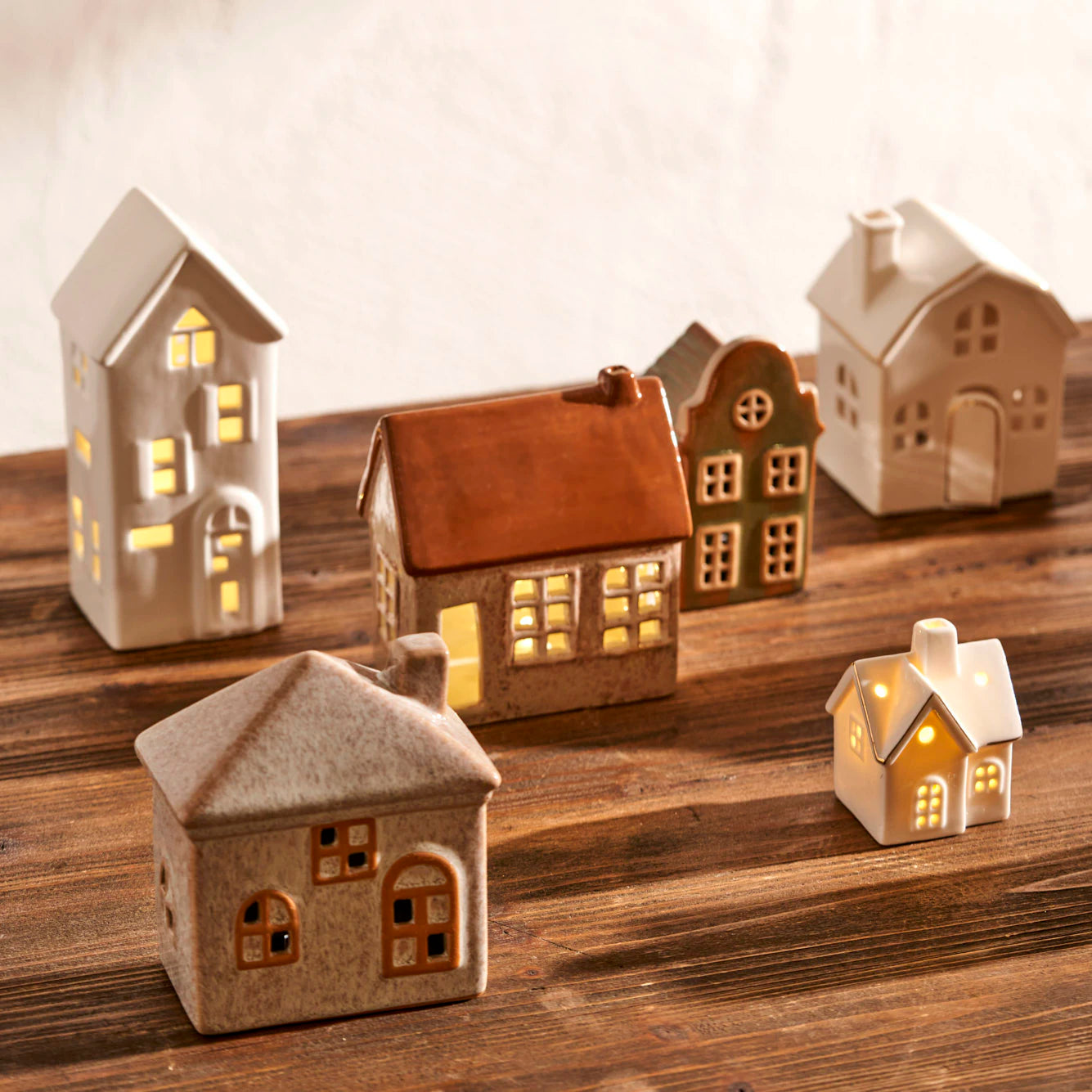Home 4 Parça Yılbaşı Ledli Dekor Seti - 4