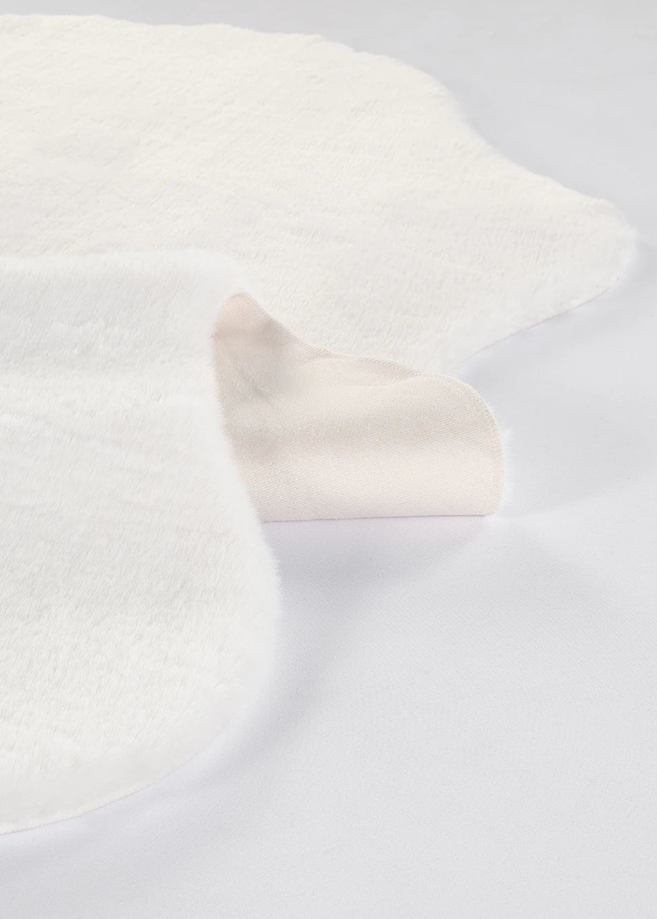 Cozy Peluş Halı Antrasit (100 yuvarlak cm) - 120x180 cm - KREM - 2