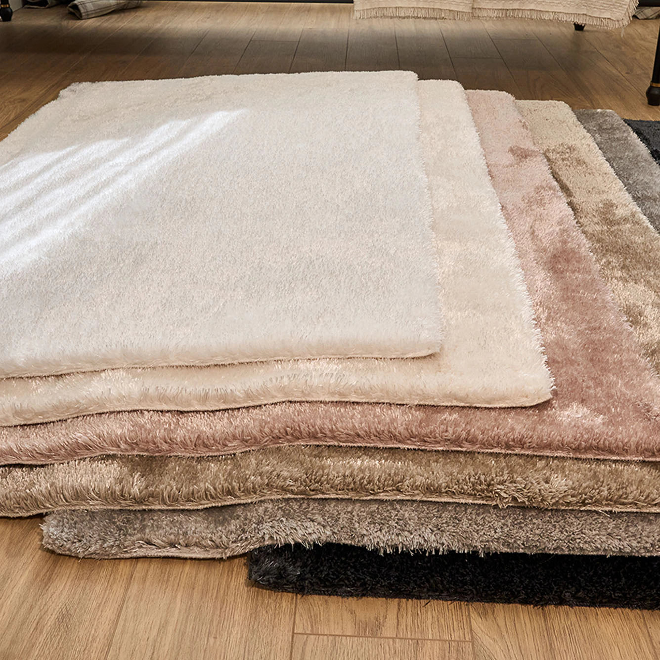 Fern Peluş Halı Antrasit (100 yuvarlak cm) - 100 cm - VİZON - 4