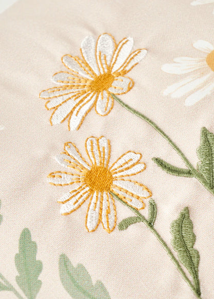 Daisy Volanlı Kenar Nakışlı Dekoratif Yastık Kılıfı Bej (35x50 cm)