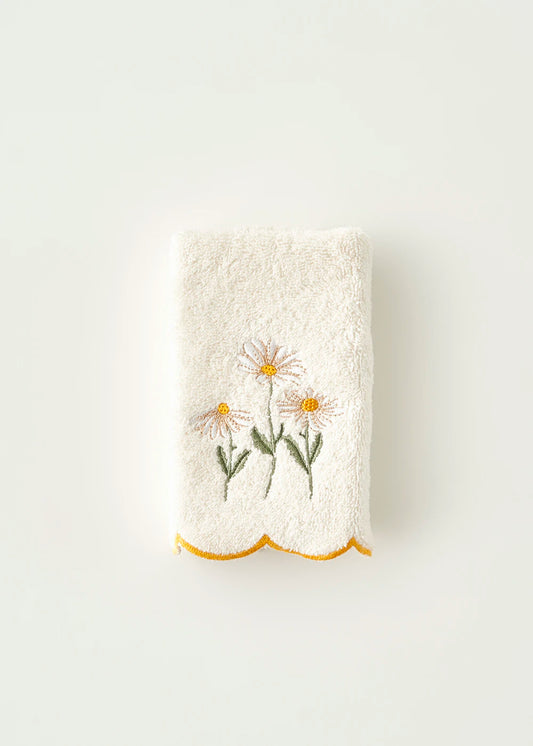 Daisy Scallop Kenar El Havlusu Bej (30x50 cm)